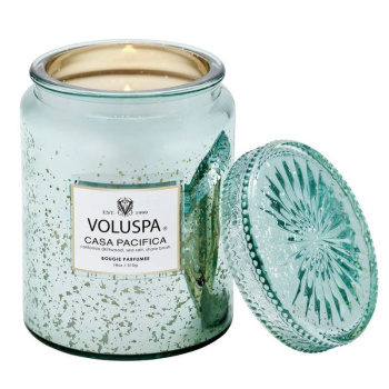 Voluspa Ароматическая свеча Дом на побережье, 510 г