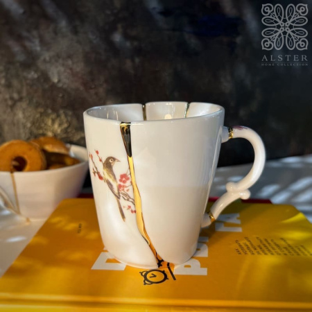 Seletti Kintsugi Фарфоровая кружка с птицей, размеры: 8,5х8,5х9 см, цвет - белый, золотой