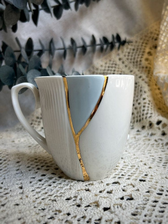 Seletti Kintsugi Фарфоровая кружка с цветком, размеры: 8,5х8,5х9 см, цвет - белый, красный, золотой