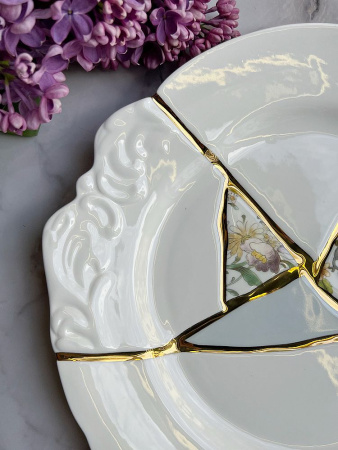 Seletti Kintsugi Тарелка для основного блюда, диаметр - 27.5 см, цвет - белый, зеленый, золотой