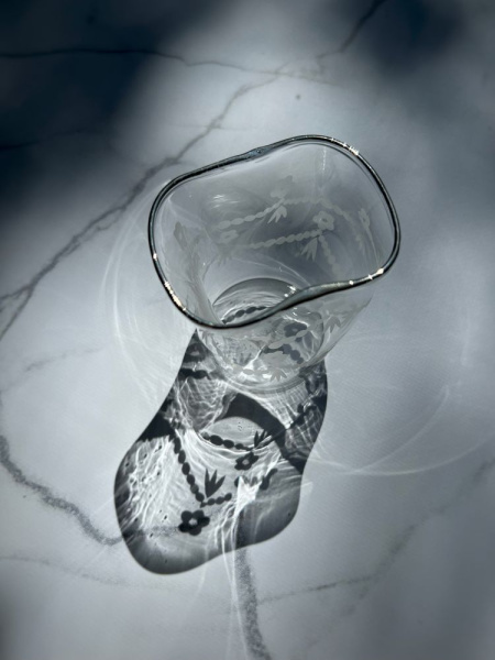 Seletti Classics on Acid Стеклянный стакан Spring, размеры: 7,7х5,9х9,1 см, цвет - прозрачный