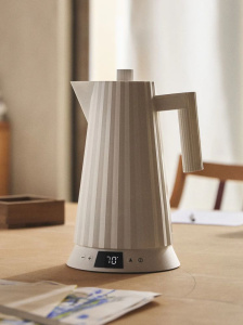 Alessi Plisse Электрический чайник, объем - 1,7 л, цвет - белый матовый