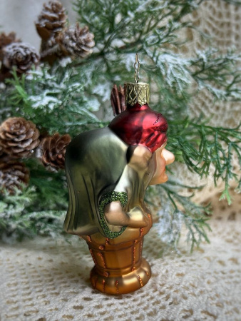 Inge Glas Стеклянная елочная игрушка Баба Яга в ступе, размер - 12,5 см