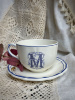 Gien Filet Bleu Monogramme Чайная пара с буквой М, объем - 450 мл, цвет - белый, синий
