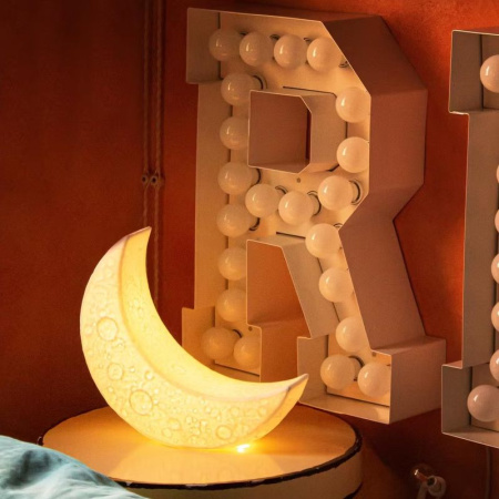 Seletti Настольная лампа My Tiny Moon, размеры: 36,9х10х33 см, цвет - белый