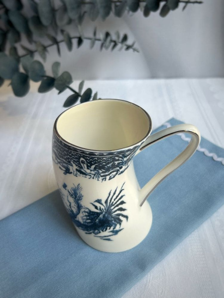 Seletti Classics on Acid Кружка England Shells, размеры: 11,5х7,5х10,5h см, цвет - белый, синий