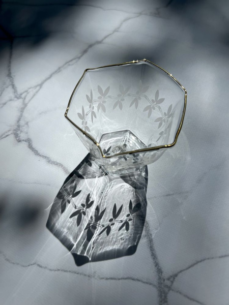 Seletti Classics on Acid Стеклянный стакан Burano, размеры: 9,3х9,3х8,1 см, цвет - прозрачный