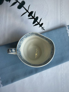 Seletti Classics on Acid Кружка Sake Flower, размеры: 11,5х8,5х8,5h см, цвет - белый, синий