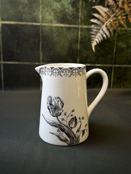 Gien Tulipes Noires Молочник, объем - 215 мл, высота - 10,5 см