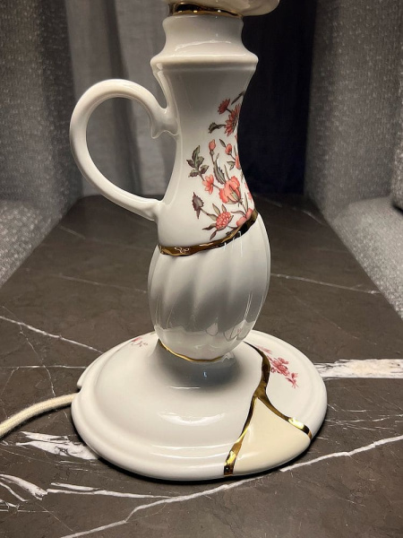 Seletti Kintsugi Abat Jour Настольная лампа с абажюром, размеры: 26х26х60h см, цвет - белый