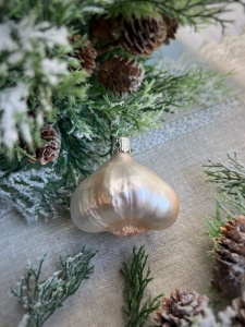 Inge Glas Стеклянная елочная игрушка Чеснок, размер - 6 см