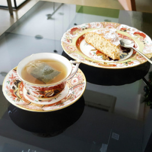 Royal Crown Derby Golden Peony Чайный набор (3 предмета)