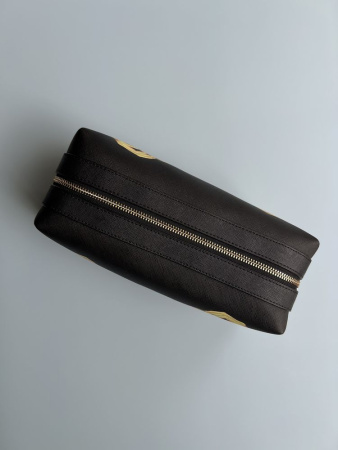 Seletti Toiletpaper Washbag Косметичка с рисунком Lipstick, размеры: 25,5х12,5х12 см, цвет - черный