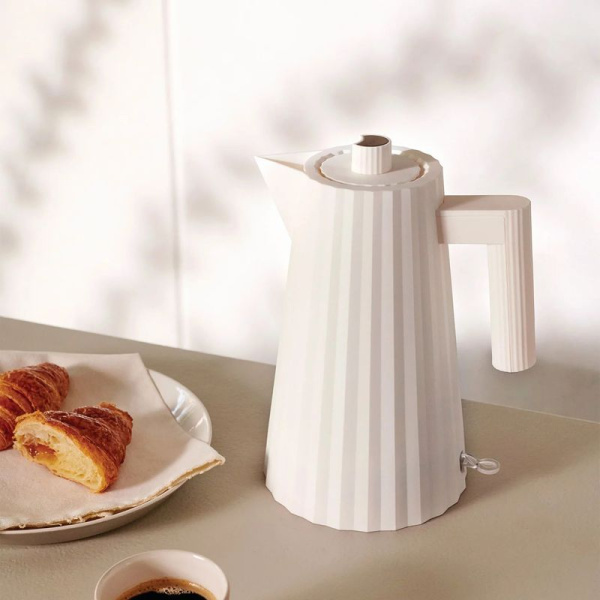 Alessi Plisse Электрический чайник, объем - 1,7 л, цвет - белый матовый