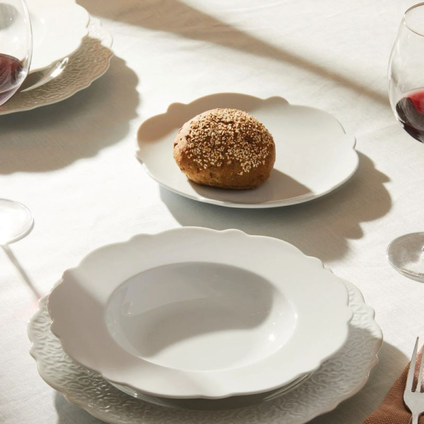 Alessi Dressed Фарфоровая десертная тарелка, диаметр - 20,5 см, цвет - белый