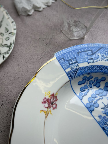Seletti Hybrid Фарфоровая суповая тарелка Fillide, диаметр - 25,4 см, цвет - белый, синий