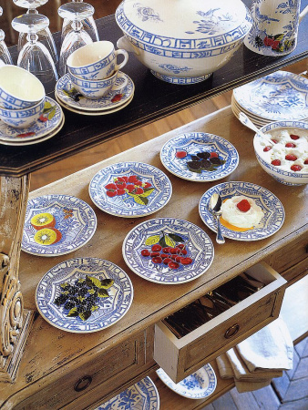 Gien Oiseaux Bleu Fruits Тарелка для закусок и канапе с рисунком Mûres (Ежевика), диаметр - 16,5 см