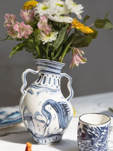 Seletti Classics on Acid Фарфоровая ваза Ibex, размеры: 15,5х15х23 h см, цвет - белый, синий