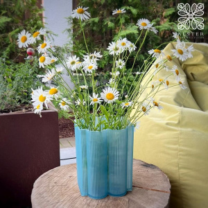 Kartell Okra Ваза из переработанного полиметакрилата, размеры: 18х18х24h см, цвет - голубой