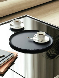 Alessi Pleats Металлический поднос с фактурным узором, диаметр - 23 см, цвет - черный
