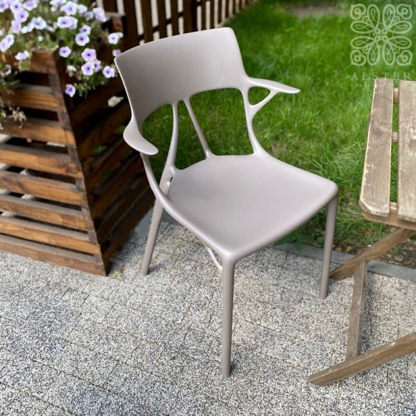 Kartell A.I. Chair Стул, размеры: 54х53х81 см, цвет - серо-бежевый