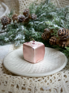 Inge Glas Стеклянная елочная игрушка Малиновая конфета, размер - 6 см, цвет - розовый