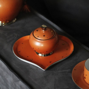 Sophie Villepigue Glamour Поднос в виде сердца с кристаллами Swarowski, коралловый