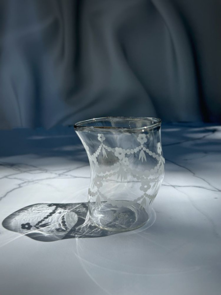 Seletti Classics on Acid Стеклянный стакан Spring, размеры: 7,7х5,9х9,1 см, цвет - прозрачный