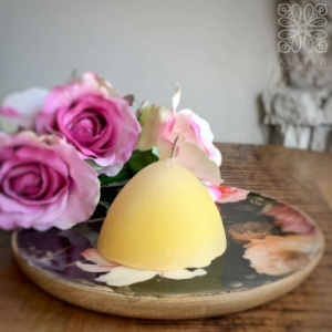 DekoCandle Декоративная плавающая свеча, 7х5 см, лимонный