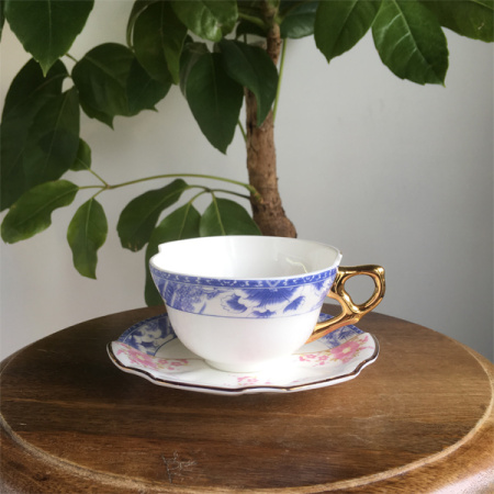 Seletti Hybrid Фарфоровая чайная пара Zenobia, 10,5х10,8х5,7 см, цвет - белый, зеленый, сиреневый
