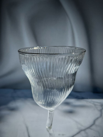 Seletti Classics on Acid Бокал для вина Nye, размеры: 9,7х9,7х19,5 см, цвет - прозрачный