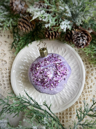 Inge Glas Стеклянная елочная игрушка Лавандовый маффин, размер - 7 см