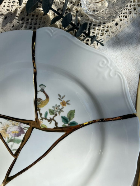 Seletti Kintsugi Тарелка для основного блюда, диаметр - 27.5 см, цвет - белый, зеленый, золотой