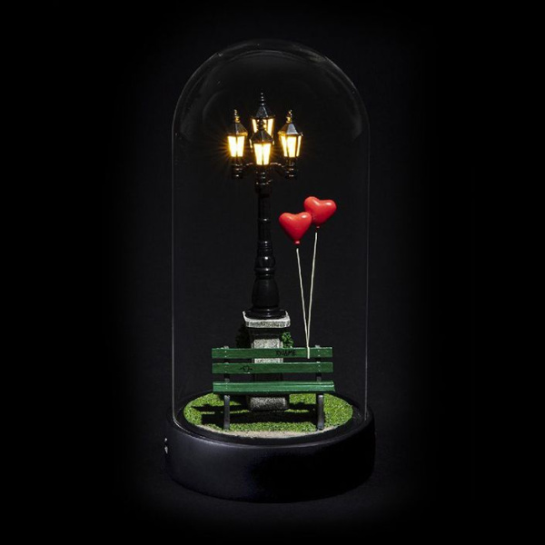 Seletti My Little Настольная лампа Valentine, 11,2х11,2х22,8h см, цвет - черный, зеленый, красный