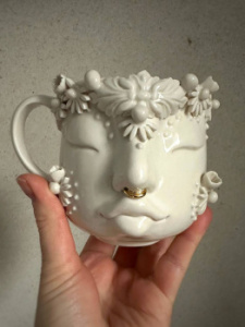 Керамическая кружка с ручкой и кольцом в носу, A. Kruglikova