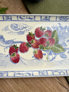 Gien Oiseaux Bleu Fruits Прямоугольная тарелка для кекса, размеры: 36х15,5 см, цвет - белый, синий