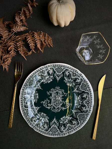 Gien Les Depareillees Десертная тарелка Монограмма, диаметр - 23,2 см, цвет - темно-зеленый