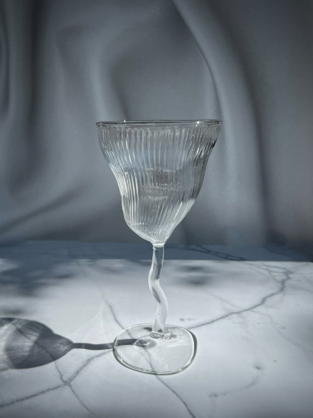 Seletti Classics on Acid Бокал для вина Nye, размеры: 9,7х9,7х19,5 см, цвет - прозрачный