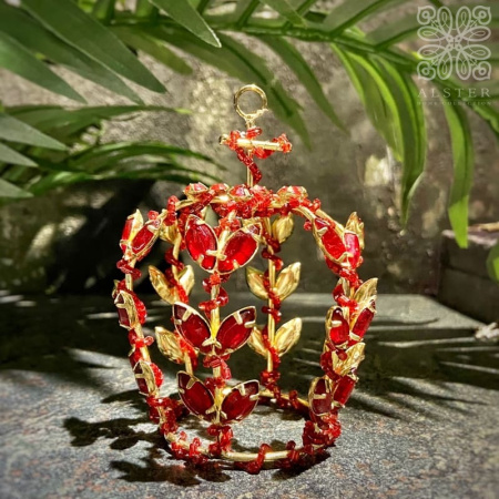 ShiShi Елочная игрушка из металла Корона с кристаллами, диаметр - 10 см, цвет - красный