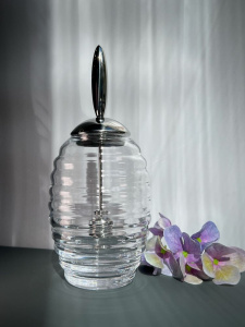 Alessi Honey Pot Баночка для подачи меда с ложкой, объем - 350 мл, нержавеющая сталь, стекло