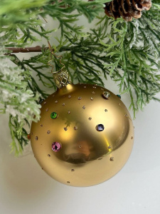 Inge Glas Стеклянная елочная игрушка Золотой шар с разноцветными кристаллами, диаметр - 8 см