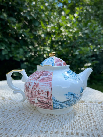 Seletti Hybrid Фарфоровый чайник Smeraldina, размеры: 15*15*13h см, белый, синий, красный