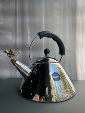 Alessi Kettle Чайник для газовой или индукционной плиты, объем - 2 л, цвет - зеркальная сталь