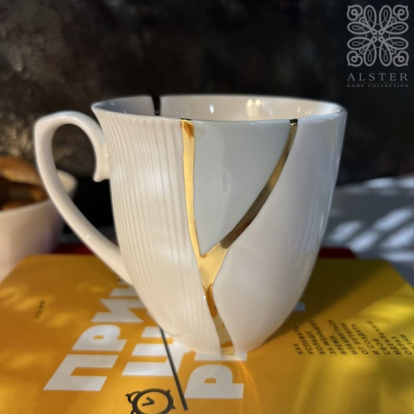 Seletti Kintsugi Фарфоровая кружка с цветком, размеры: 8,5х8,5х9 см, цвет - белый, красный, золотой