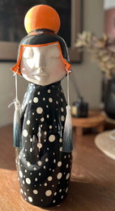 Ваза - скульптура Девочка в горошек, автор - A. Kruglikova