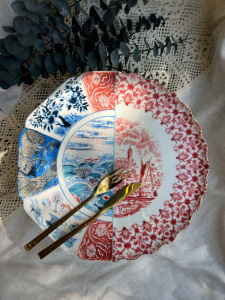 Seletti Hybrid Фарфоровая подставка для торта Moriana, 32,5*32,5*14 см, разноцветный