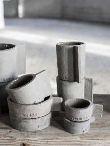 Serax Fck Чашка из цемента, объем - 190 мл, размеры: 9,5х7х8h см, цвет - серый