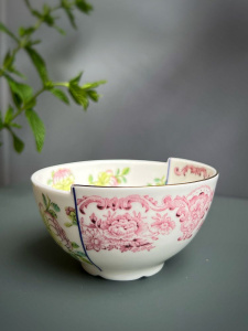 Seletti Hybrid Фарфоровая пиала Olinda, размеры: 10,5х10,5х5,7 см, цвет - белый, розовый, зеленый