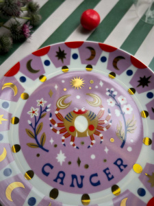 Bitossi Home L’Astrologia Тарелка для канапе или хлеба с декором Cancer (Рак), диаметр - 16,5 см