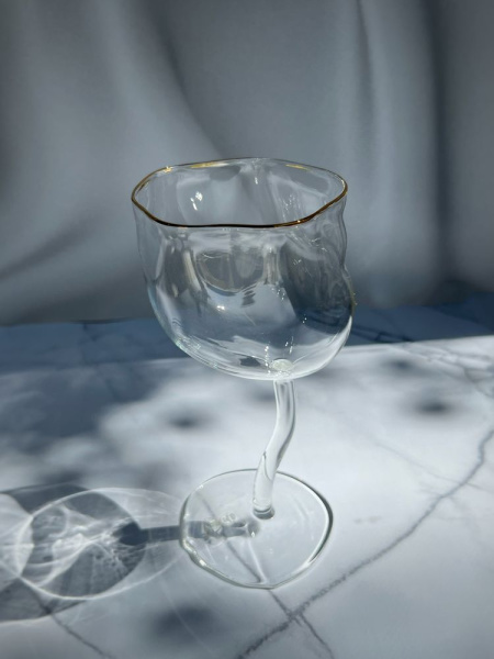 Seletti Classics on Acid Бокал для вина Traditional, размеры: 9,5х9,5х20 см, цвет - прозрачный